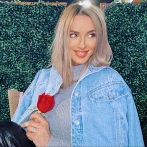 Meet your Posher, Ina